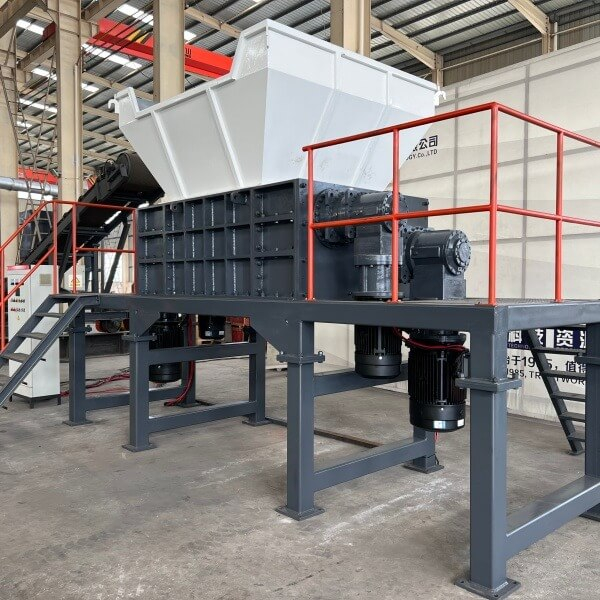 FS130120 37kW Four-Shaft Shredder Fine Output Industrial Shredder