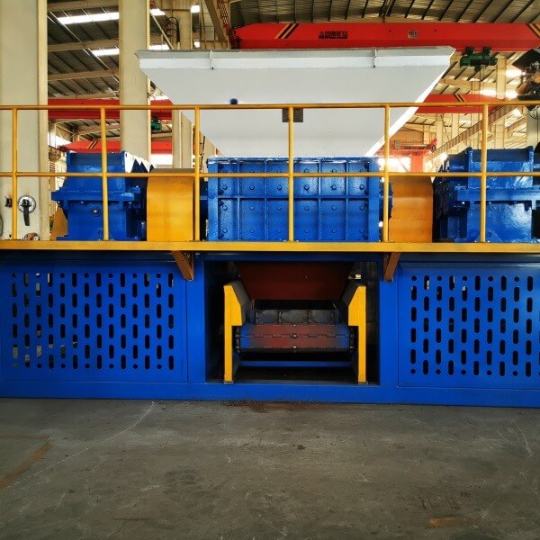 DS46150 180kW Aluminum Alloy Dual Shaft Shredder Machine